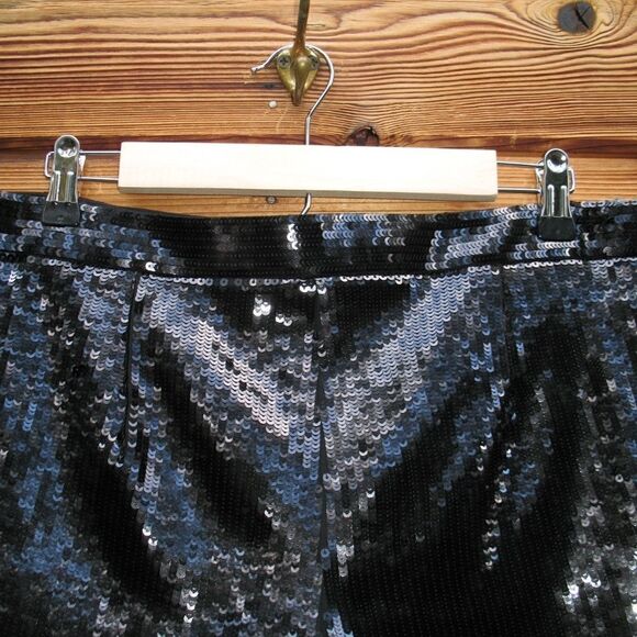 NWOT Black Mid Rise Sequin Shorts - Picture 7 of 8